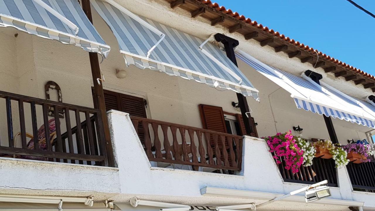 Cosy Family Apartment Near The Sea โปไลโครโน ภายนอก รูปภาพ