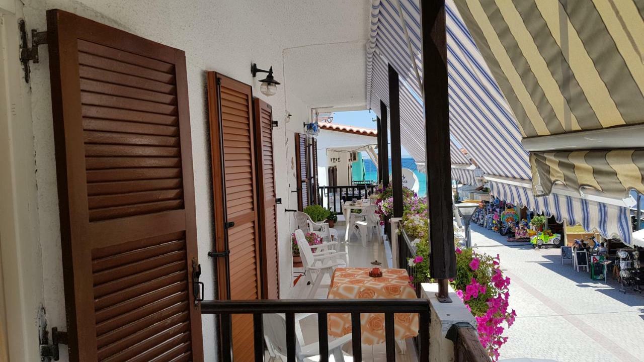 Cosy Family Apartment Near The Sea โปไลโครโน ภายนอก รูปภาพ
